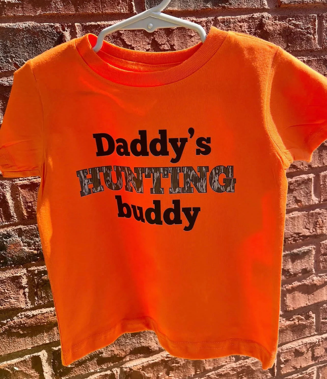 Daddy’s Hunting Buddy Tee | Orange